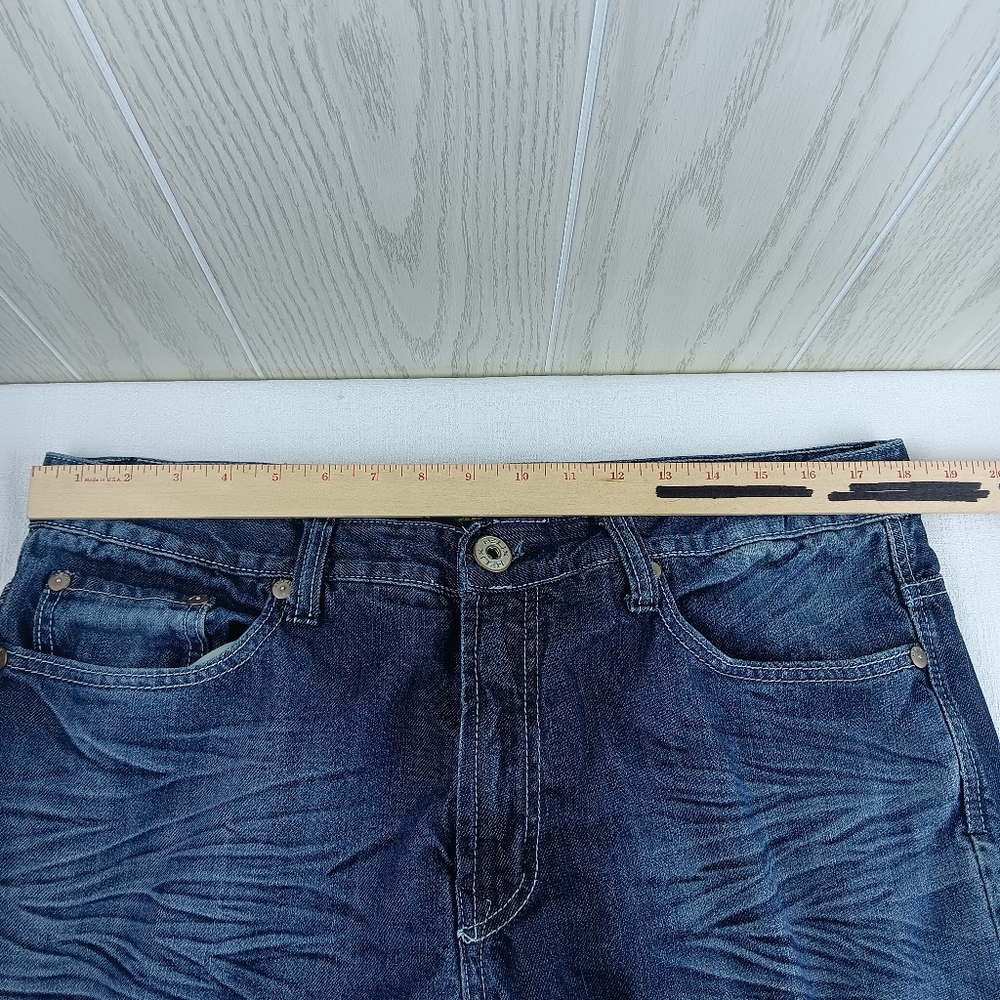 Helix Jeans Mens Size 36x34 Bootcut Blue Denim Whiskered Distressed.  - Picture 16 of 16